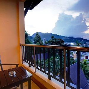 Deluxe Double or Twin Room Sea View